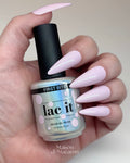 Lac It! – First Bite | Vernis gel rose laiteux froid