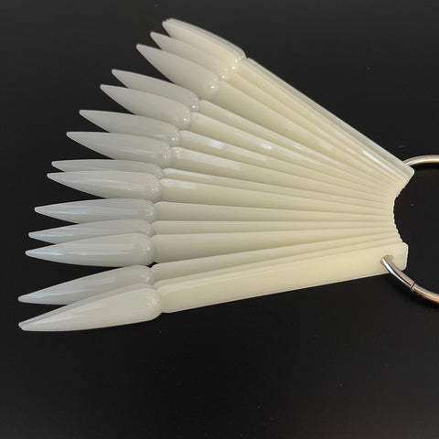 Prothèses de Pratique Stiletto avec Anneau